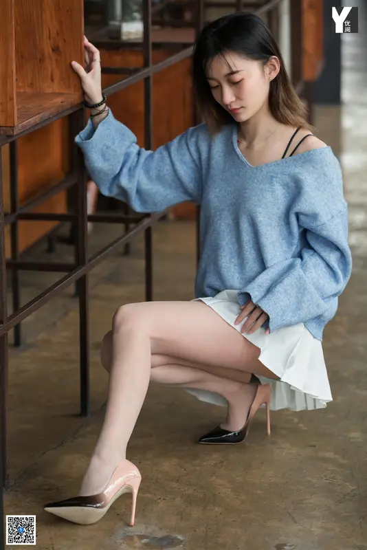 2020.05.21 丝享家745:秋秋《百褶裙少女》 - IESS